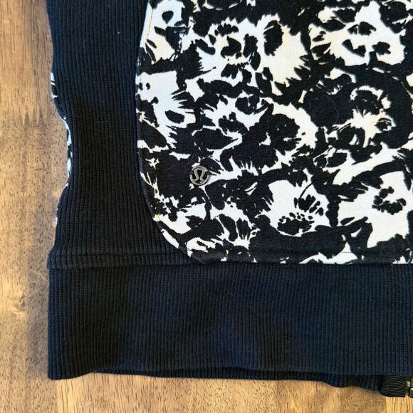 Lululemon Cozy Cuddle Up Jacket Scuba Sweatshirt Floral Cotton Fleur Sombre Sz 6 - Picture 9 of 11